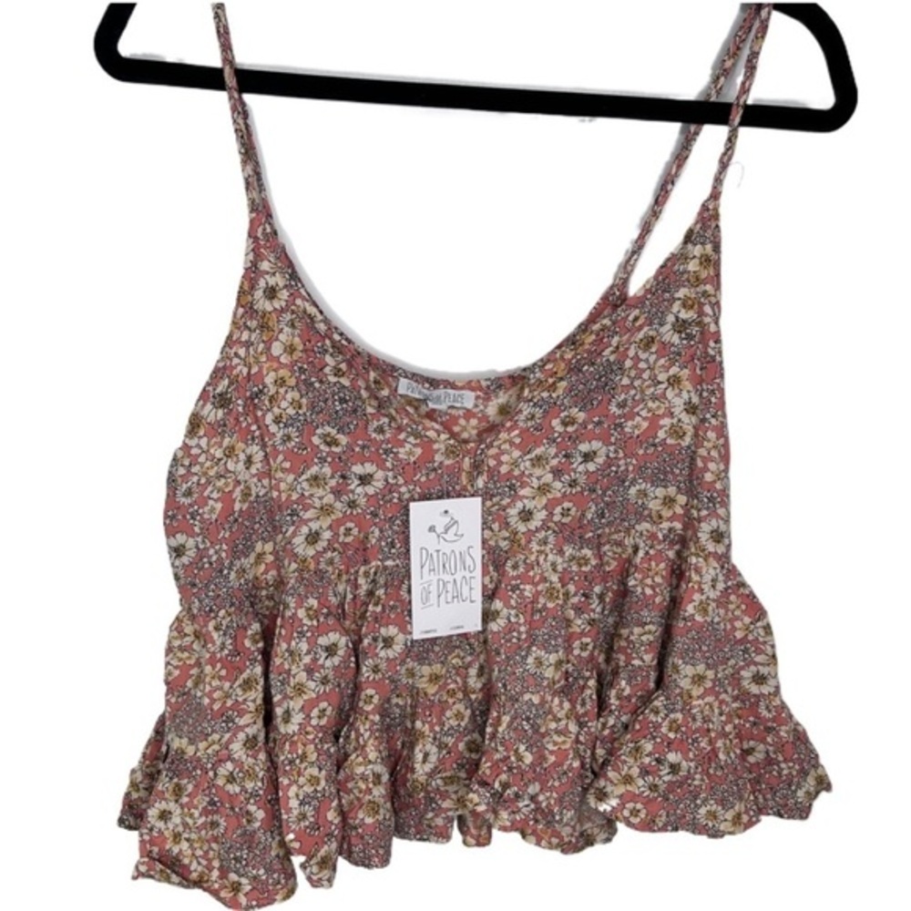 NWT patrons of peace top Lg